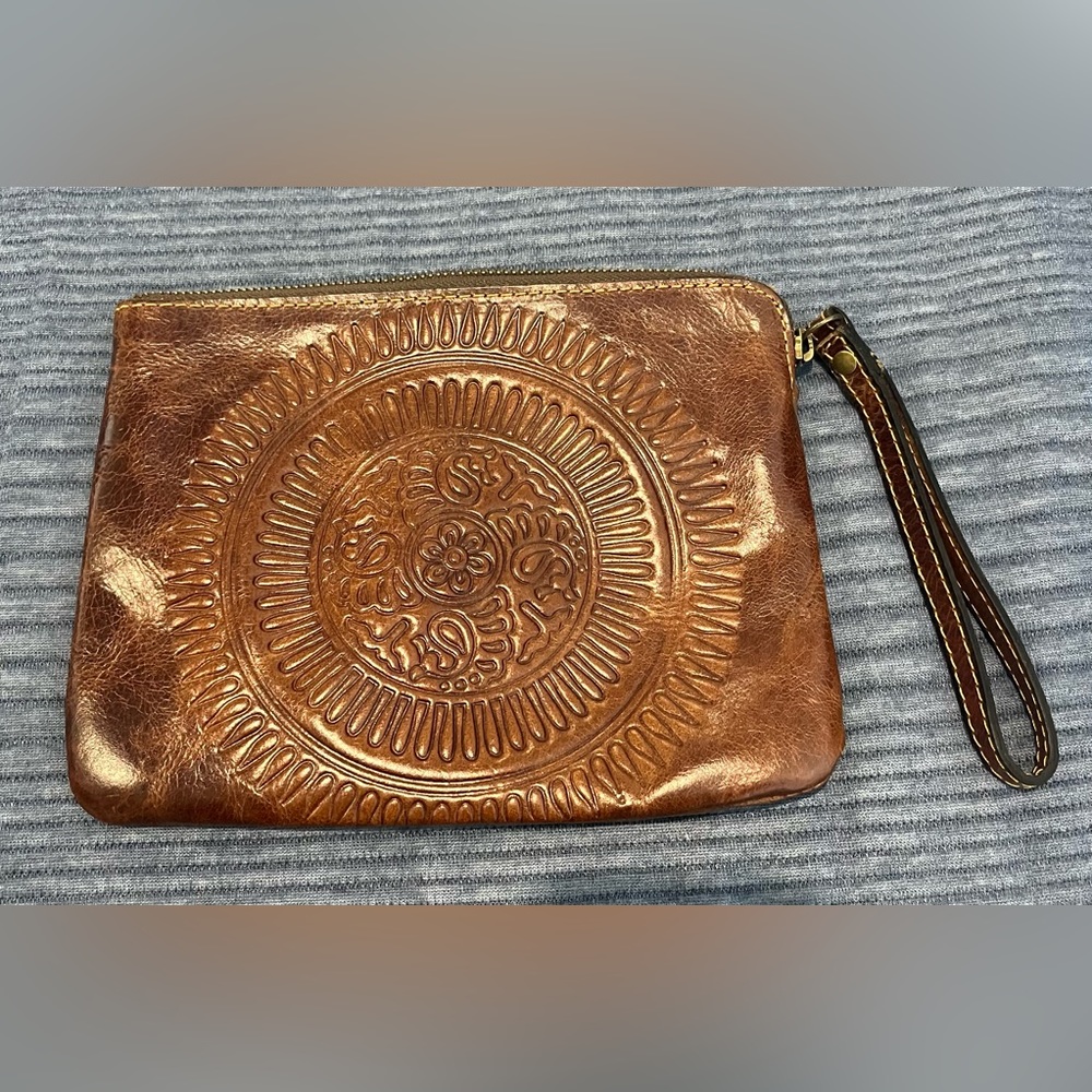 Patricia Nash Wristlet